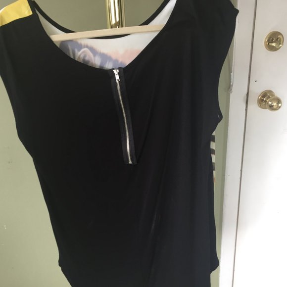 Out of Africa top - Picture 3 of 4